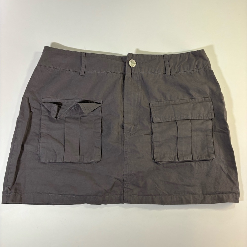 SHEIN Gray Mini Skirt with Pockets